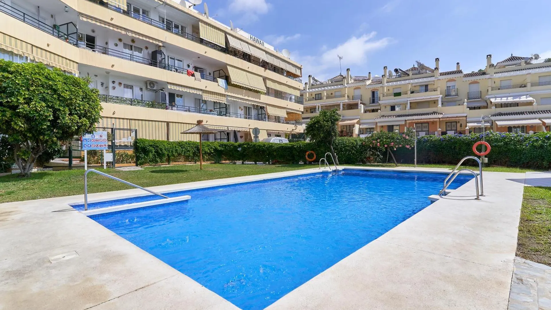 Hawaii 1St Floor Burriana, Nerja Apartment