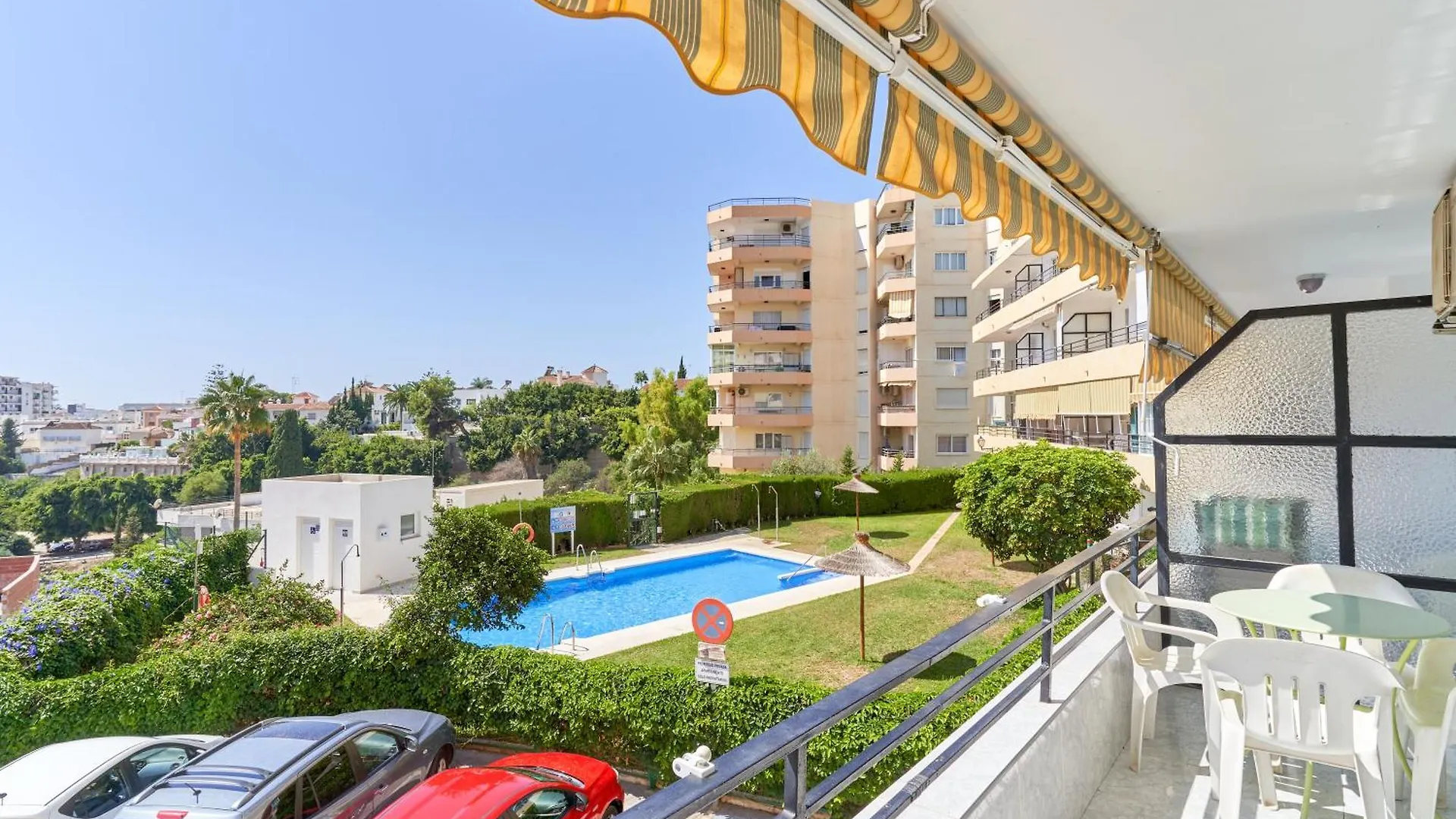 Hawaii 1St Floor Burriana, Nerja Apartment 0*,