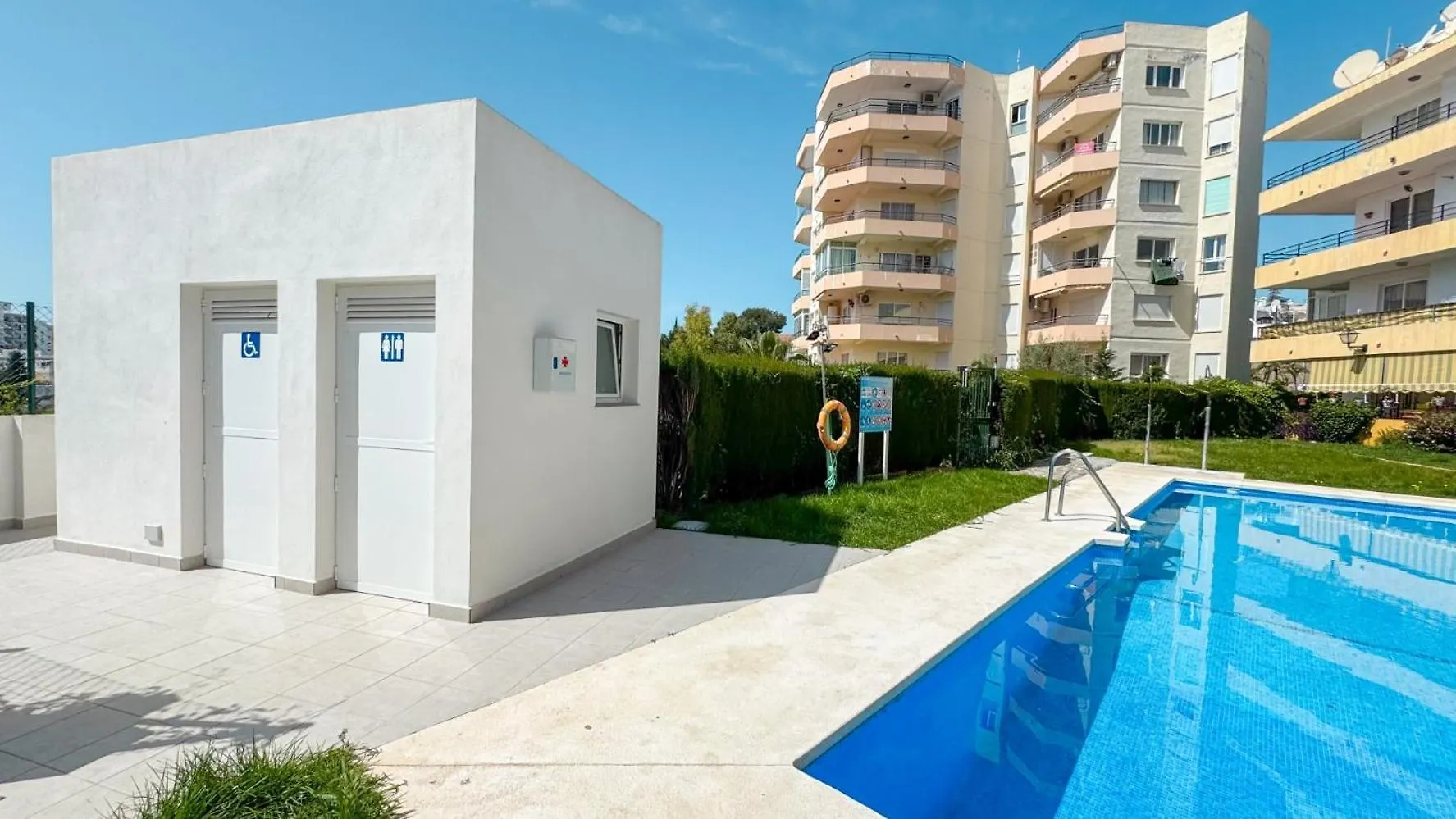Hawaii 1St Floor Burriana, Nerja Apartment