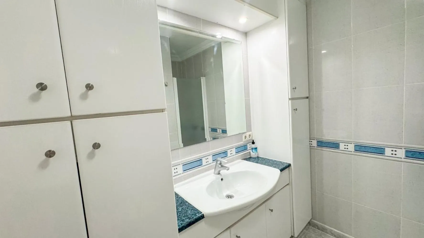 Hawaii 1St Floor Burriana, Nerja Apartment Spain
