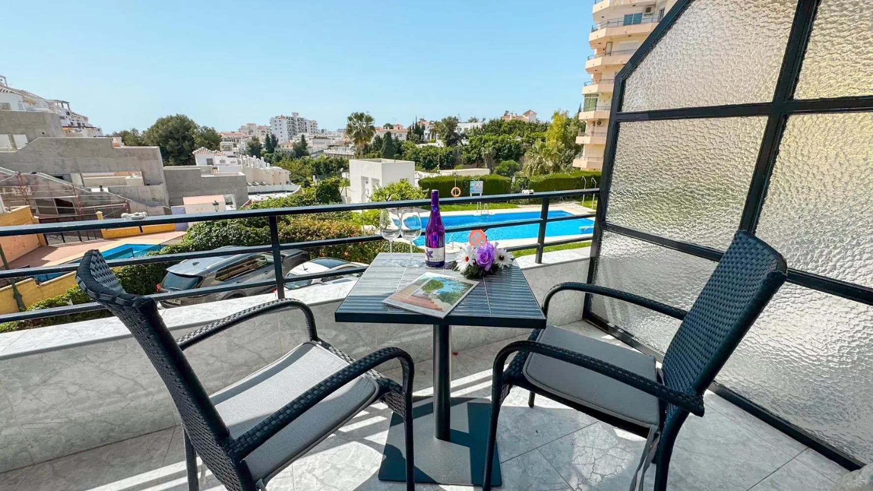 Hawaii 1St Floor Burriana, Nerja Apartment Spain